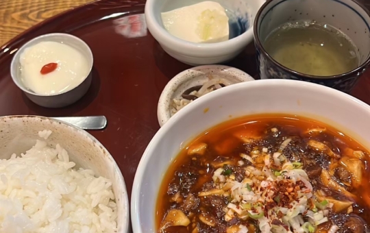 鎌倉の麻婆豆腐♪　鎌倉駅（かかん 鎌倉本店）