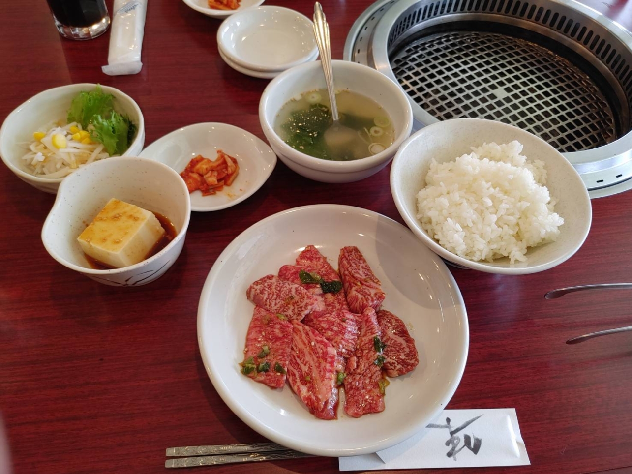 安くておいしいランチメニューのある焼肉松葉さん♪