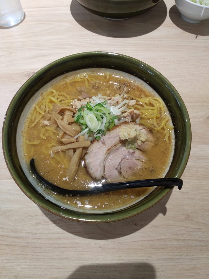 人気のラーメン店🍜　【鶴間】　　