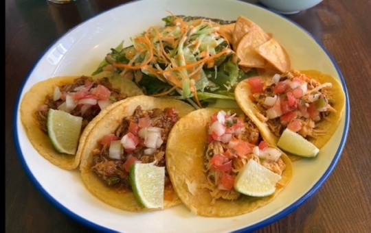 内装もおしゃれなメキシコ料理屋さん！