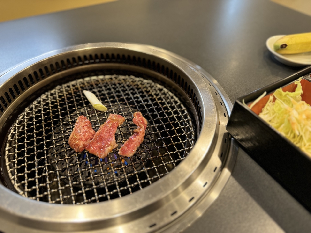 反町店人気物件の１階。気になっていた焼き肉屋さんに、お邪魔しました♪