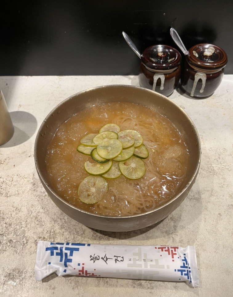 シモキタエキウエの韓国料理屋