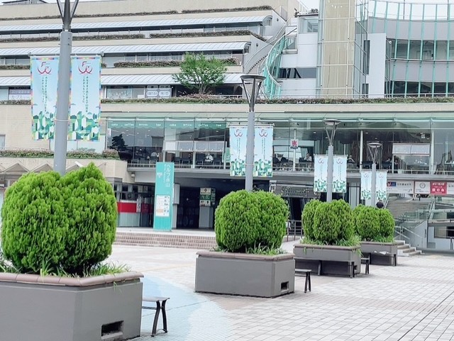 永山駅近くの図書館♪