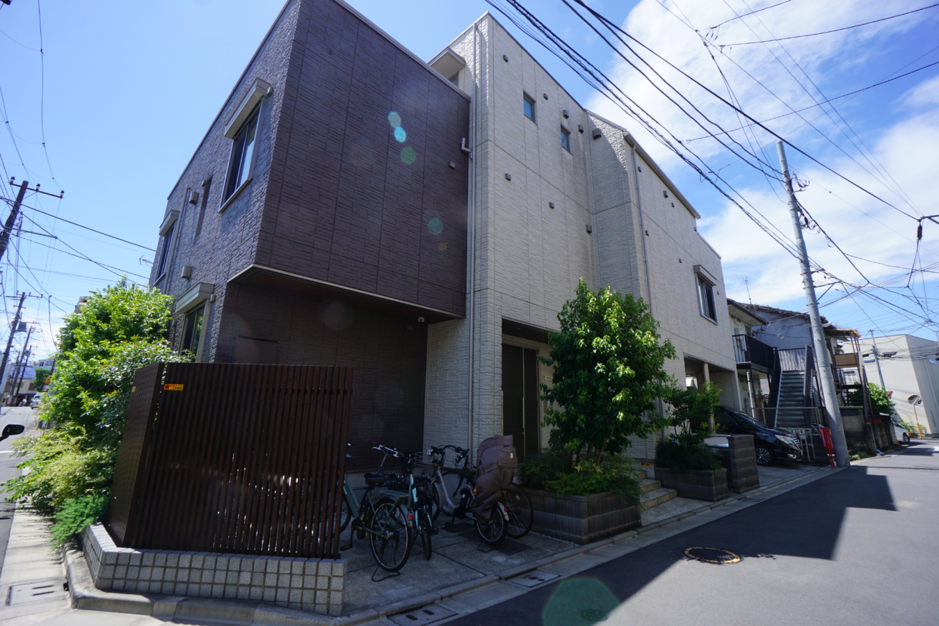 ☆閑静な住宅街に立地♪築浅シャーメゾン☆（グランクロス笹塚）