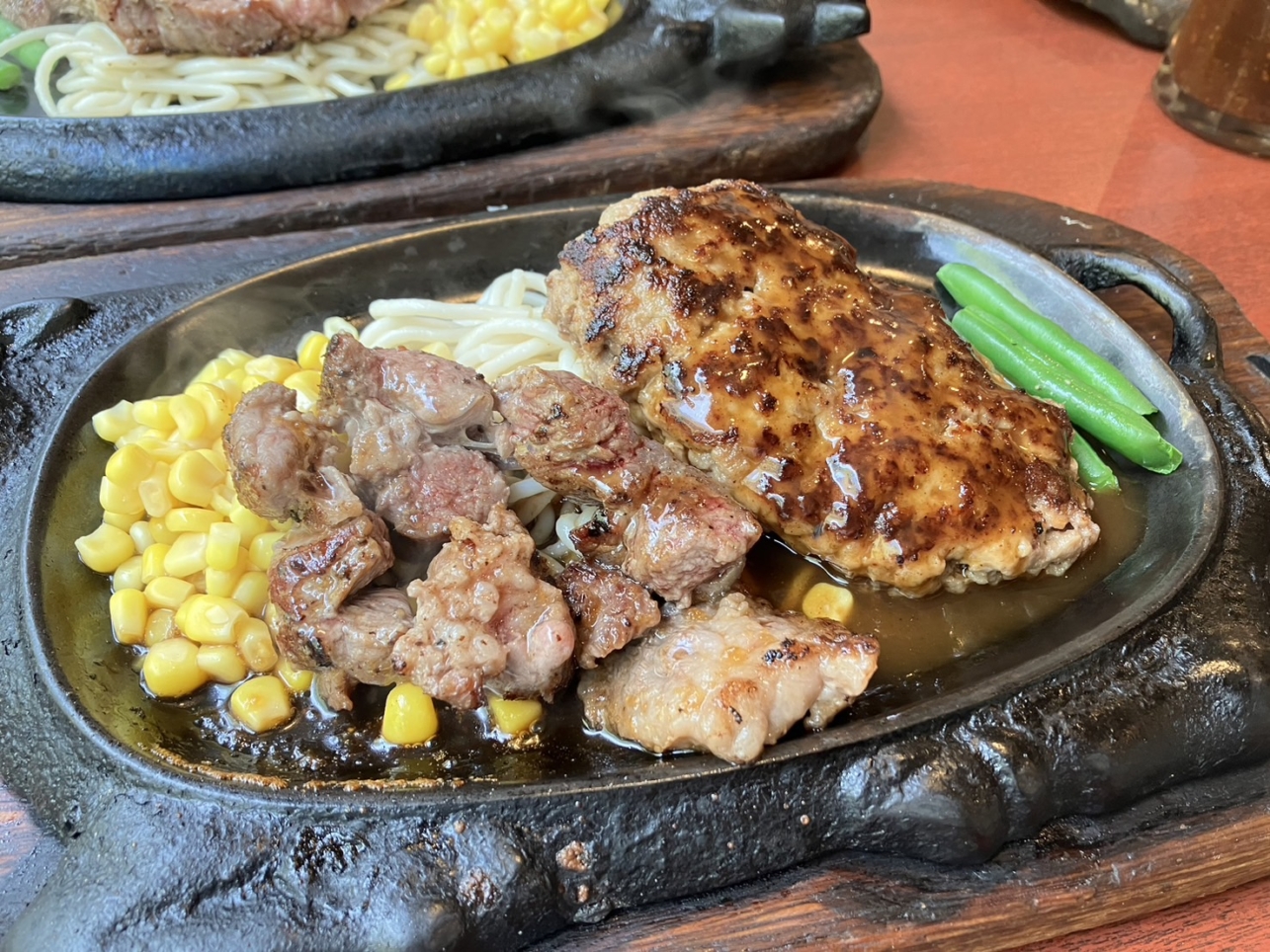 ☆老舗ハンバーグ・ステーキチェーン店【ステーキのくいしんぼ 町田東口店 】☆