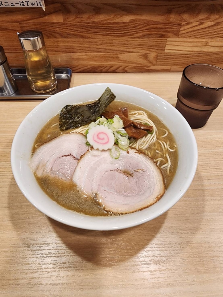 稲田に来たらコレ！超こってりラーメン☆