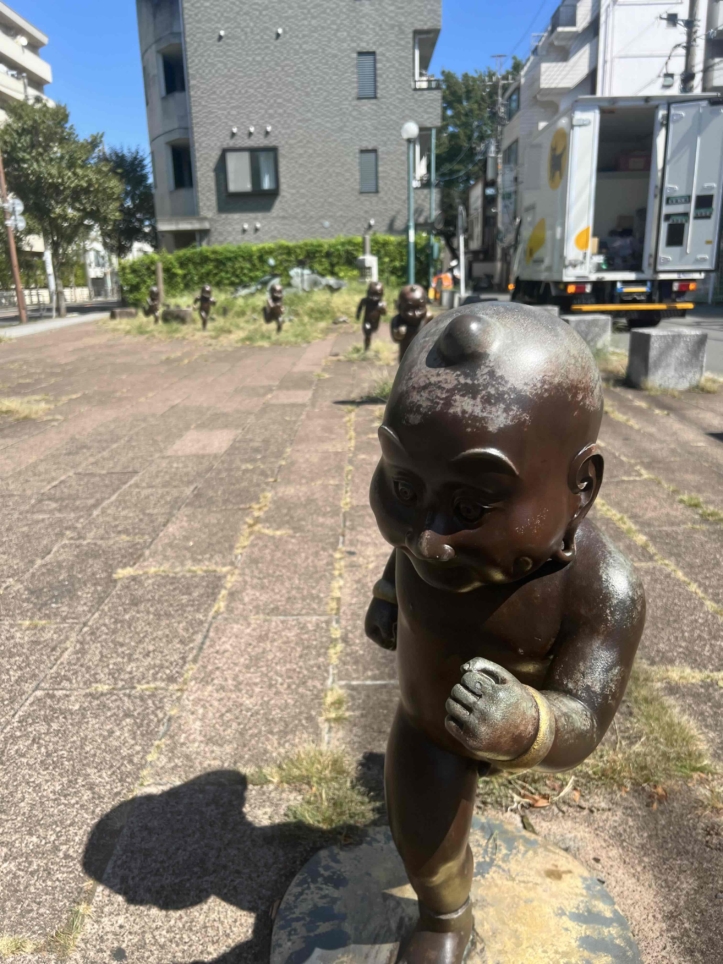 ～躍動感のある走る子供たち～