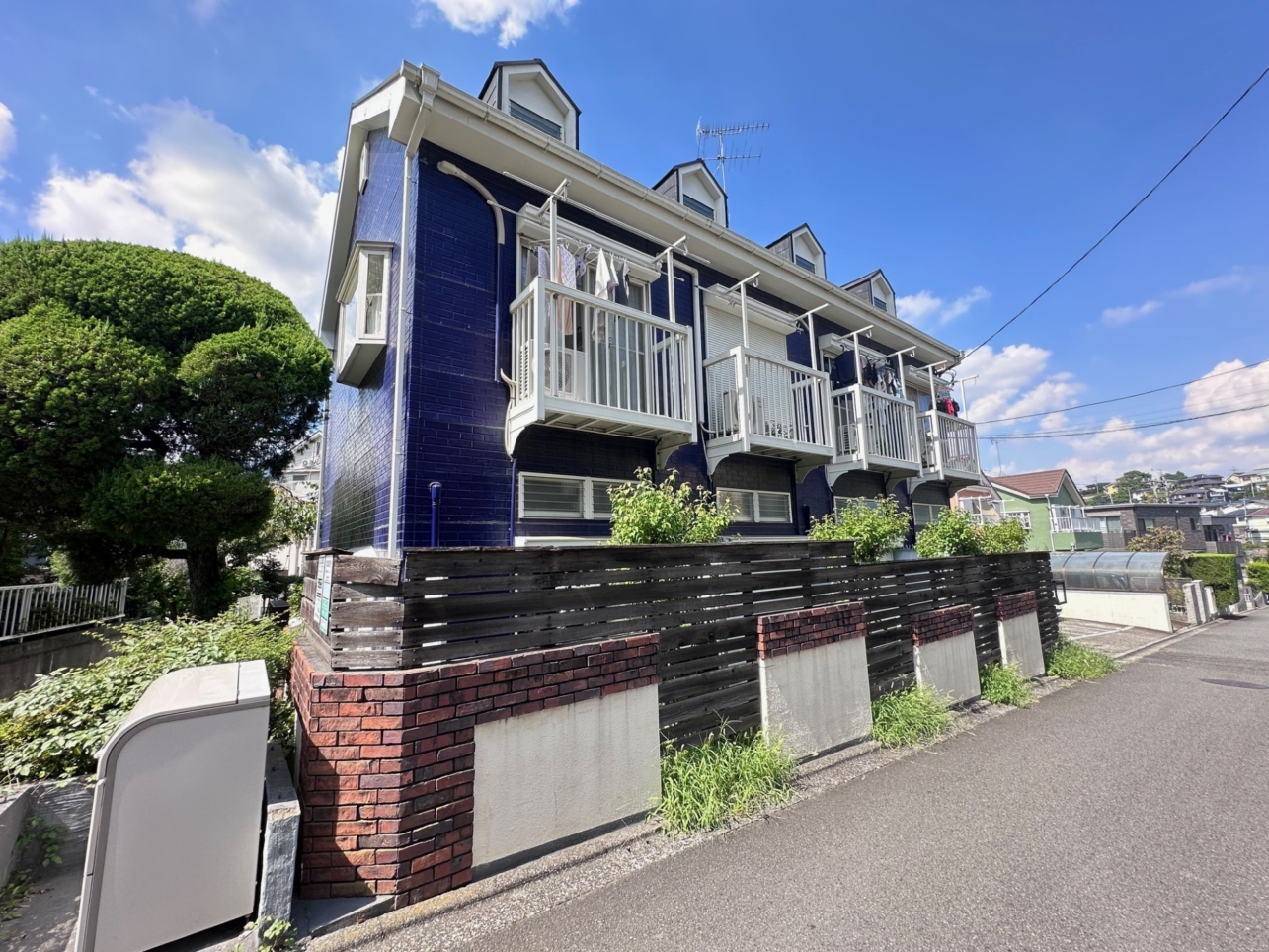 ☆敷地内駐車場空きあり！【コマドリハイツ】☆