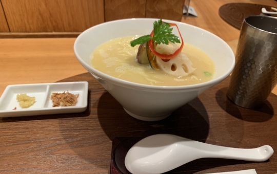 濃厚鶏白湯ラーメン【銀座　篝　六本木ヒルズ店】